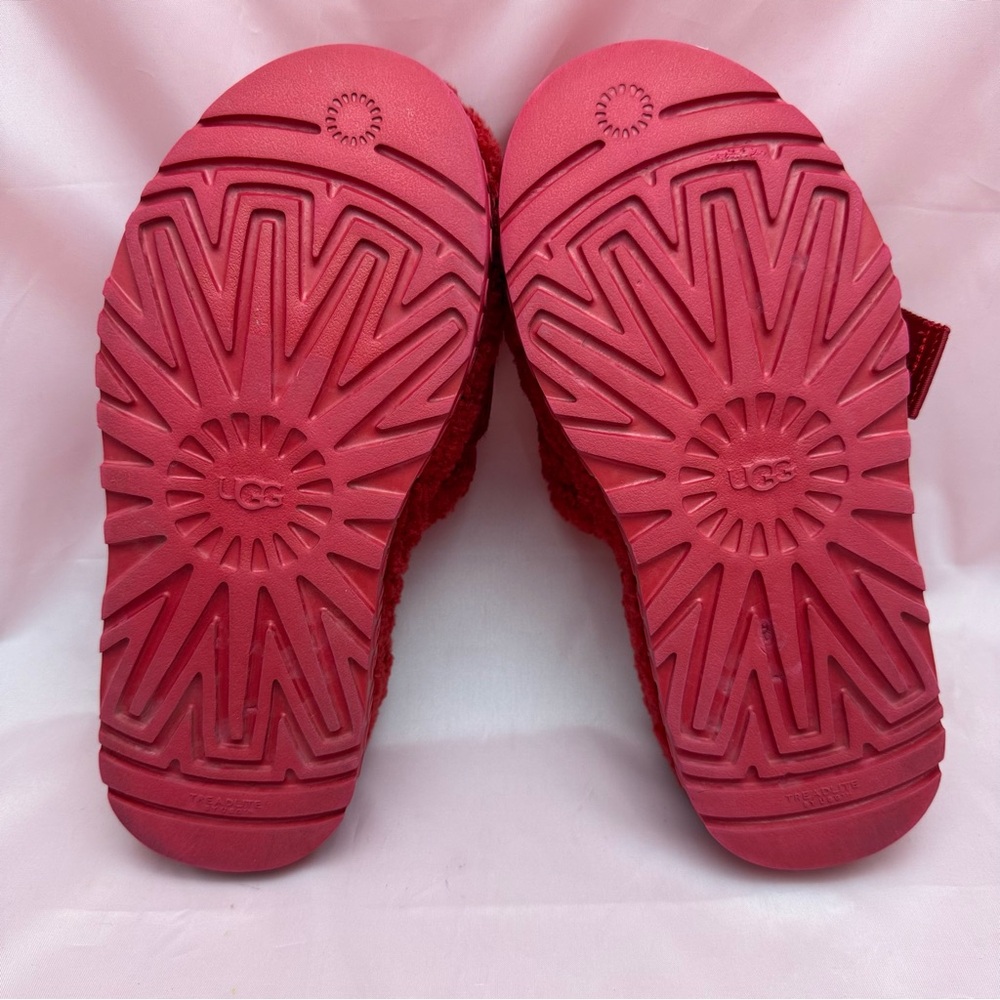 Red Fluffy Sheepskin Platform Slide Slippers Shoes Fluff Yeah Size 5 UGG 💕 - Picture 9 of 9